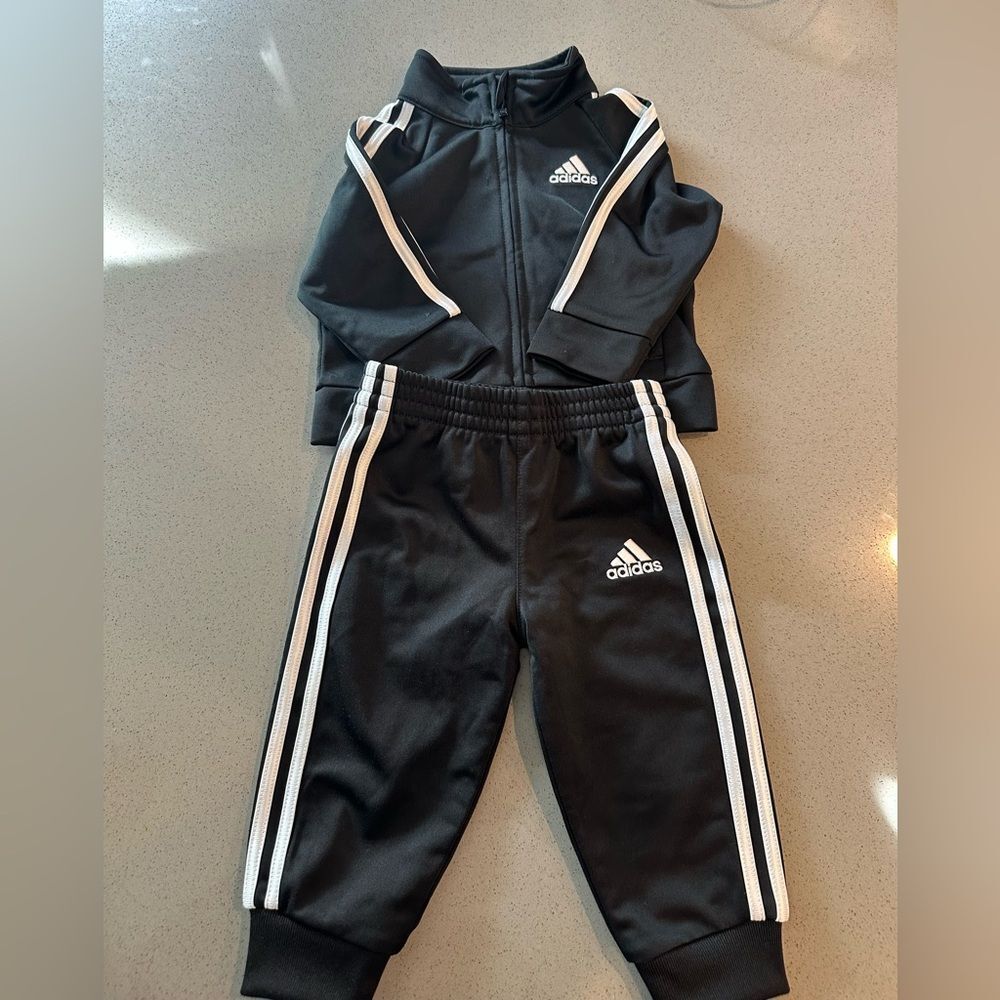 Adidas baby matching jogger track suit set: pants and zip jacket: size 6 months